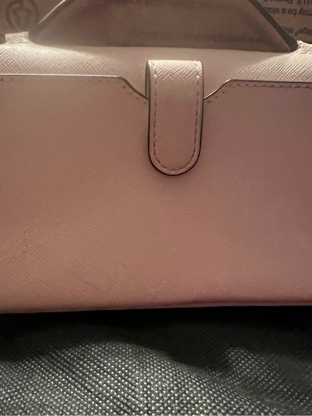Michael Kors Light Pink Saffiano Leather Top-Handle mini crossbody wallet - Picture 3 of 5